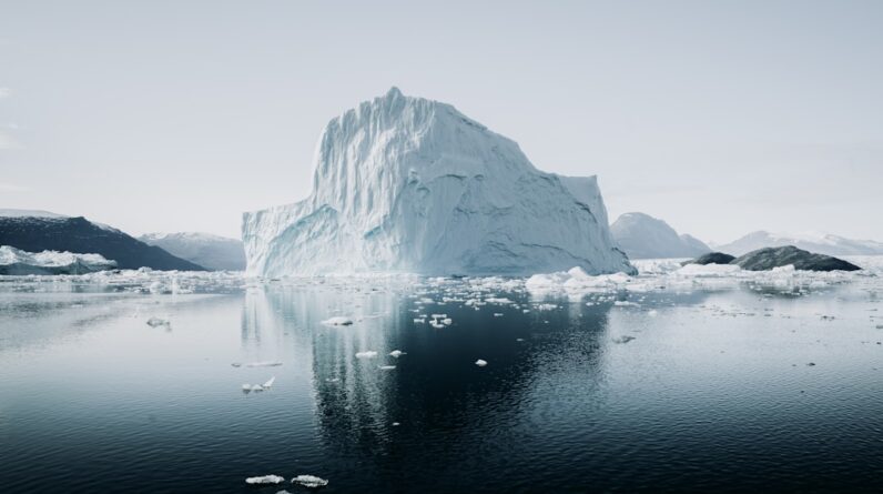 Photo Melting ice