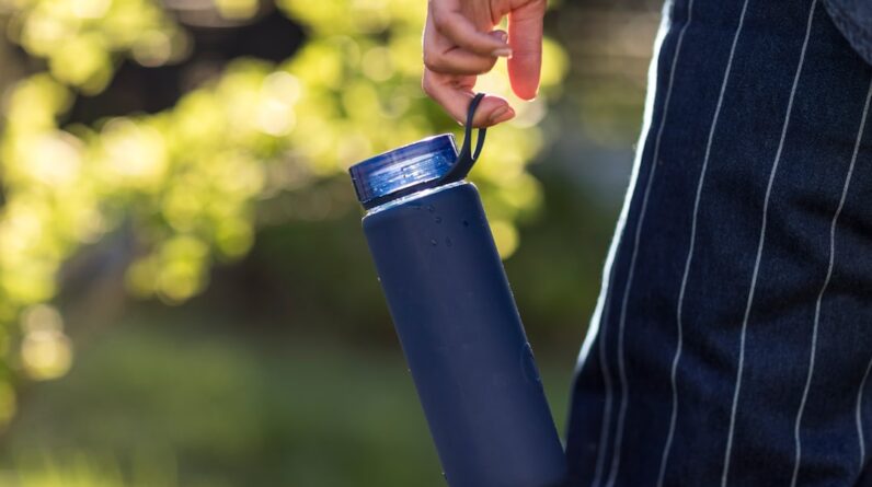 Photo Reusable water bottle