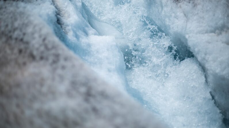 Photo Melting ice