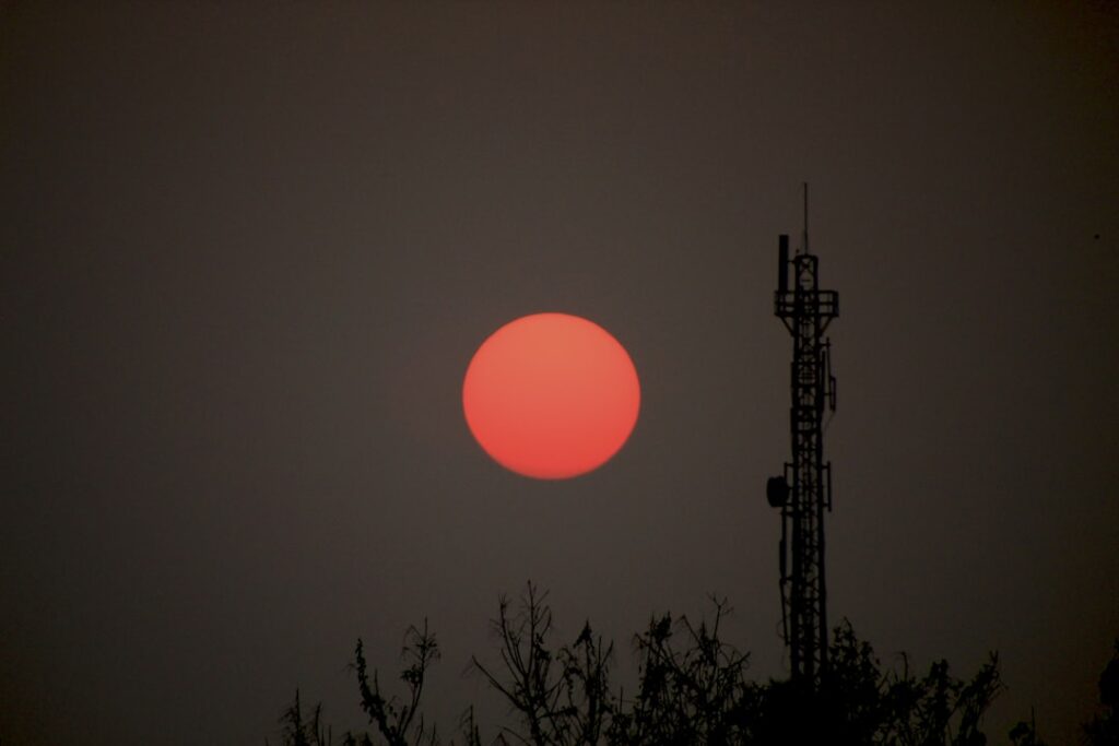 Photo Sunburned worker