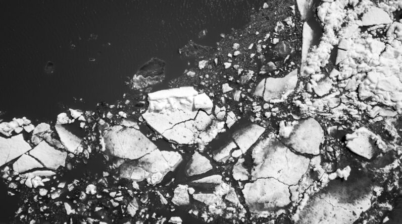 Photo Melting ice