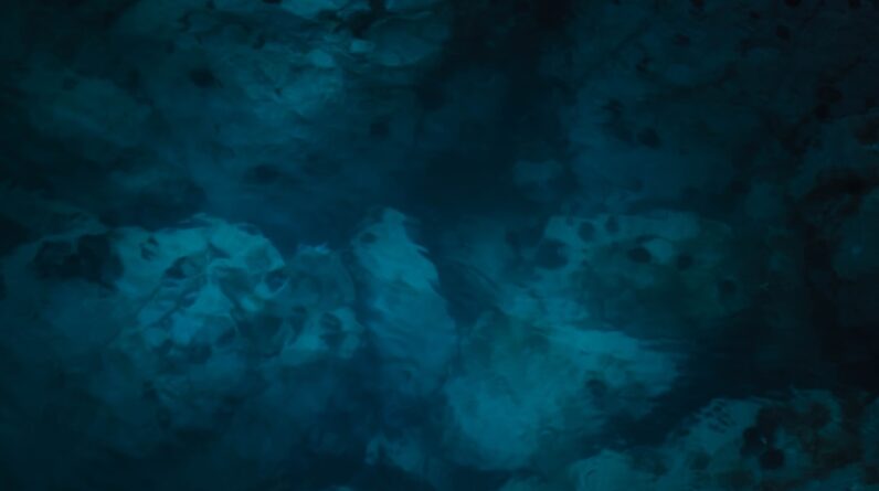 Photo Underwater Volcano
